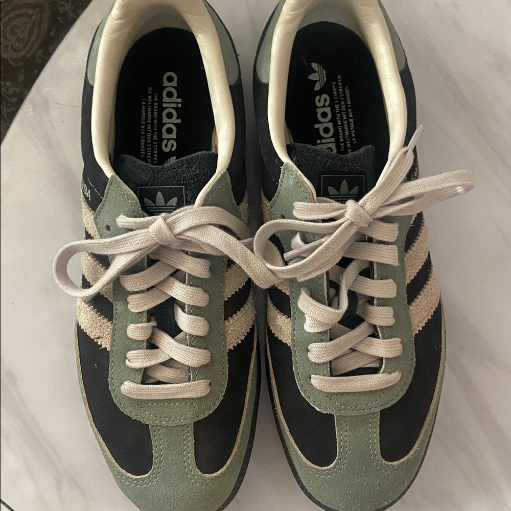 Adidas Samba Green and Black Sneakers Size Women 9, EU 41 1/3 - Picture 2 of 9